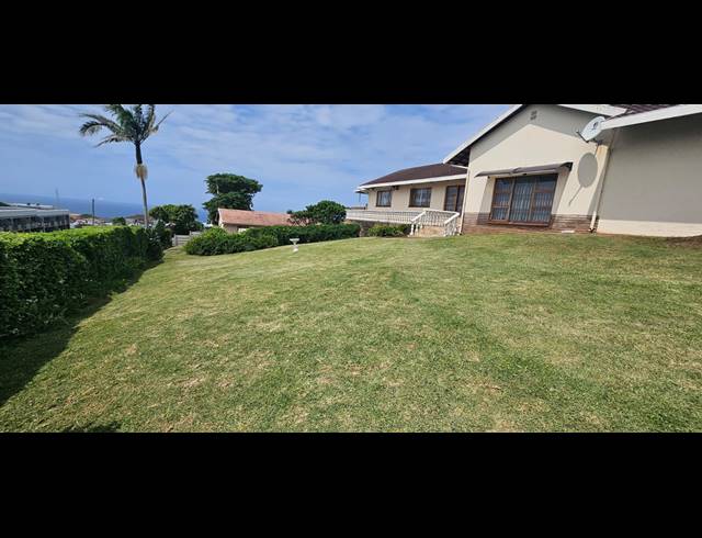 4 BEDROOM HOUSE FOR SALE IN MANABA BEACH